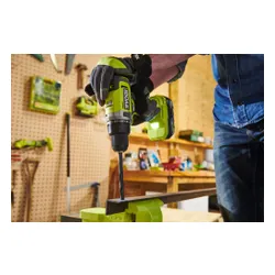 Wiertarko-wkrętarka RYOBI RPD18-2C20ST zestaw akumulatorów + Latarka z akumulatorem + Torba