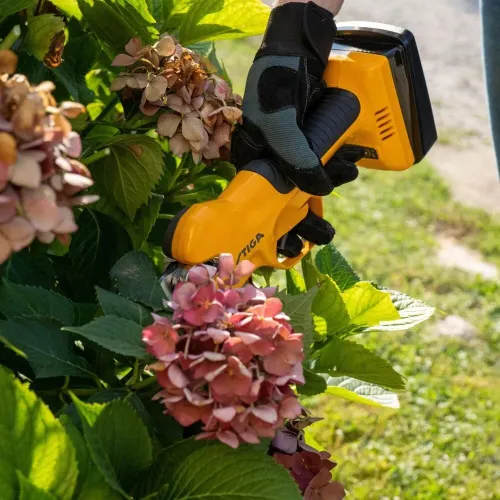 Sekator do gałęzi akumulatorowy STIGA SC 100e