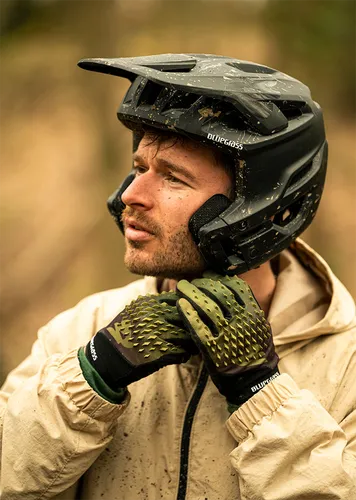 Kask rowerowy BLUEGRASS Jetro MIPS