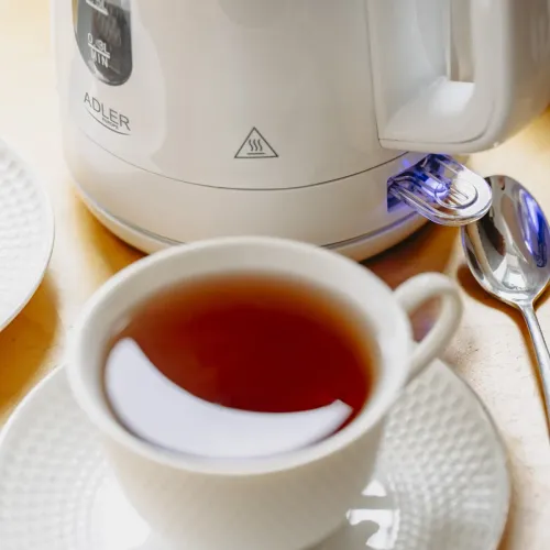 ADLER Strix AD 1380w 1 l - czajnik elektryczny bezprzewodowy plastikowy