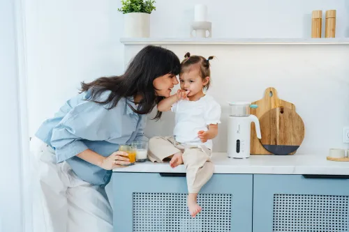 Blender dla dzieci Momini TinyCook 6w1