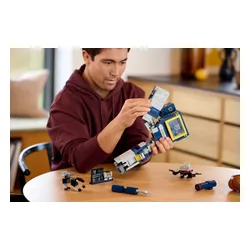 LEGO 10358 ICONS Transformers: Soundwave