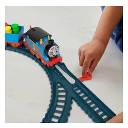 Fisher Price Zestaw z lokomotywą z napędem Tomek i Przyjaciele Błotna przygoda