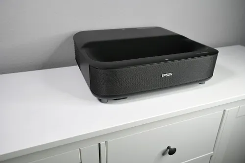 Мультимедийный проектор Epson EH-LS300B