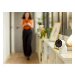 Kamera Philips Hue Secure 2K Biały ze stojakiem