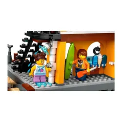 Конструктор LEGO City 60422 морской порт с грузовым кораблем