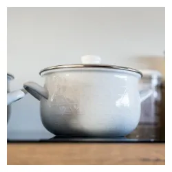 Garnek emaliowany z pokrywką EMALIA POLSKA PLESZEW PYZA DIAMOND BIAŁY 3,8 l