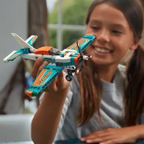 LEGO 42117 Technic Samolot wyścigowy