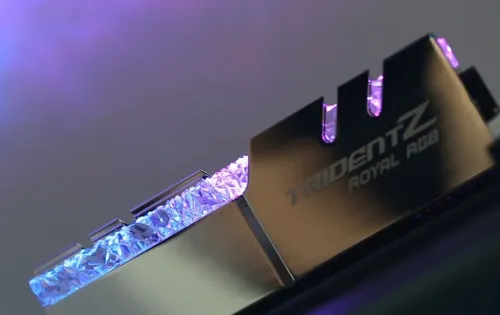 Pamięć G.Skill Trident Z Royal, DDR4, 16 GB, 4600MHz, CL18 (F4-4600C18D-16GTRS)