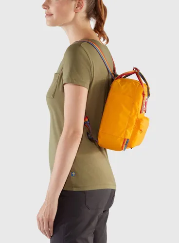 Fjallraven Kanken Gökkuşağı Mini sıcak sarı sırt çantası / gökkuşağı deseni