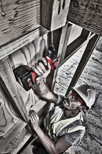 Milwaukee M18 Tornavida Matkabı CBLPD-402C