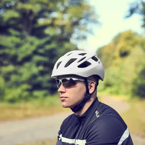 Kask rowerowy ATTABO Bonkers z lampką LED biały