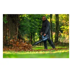 Dmuchawa ogrodowa Bosch GBL 18V-800