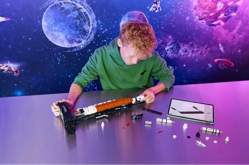 LEGO 42221 Technic Rakieta SLS NASA Artemis
