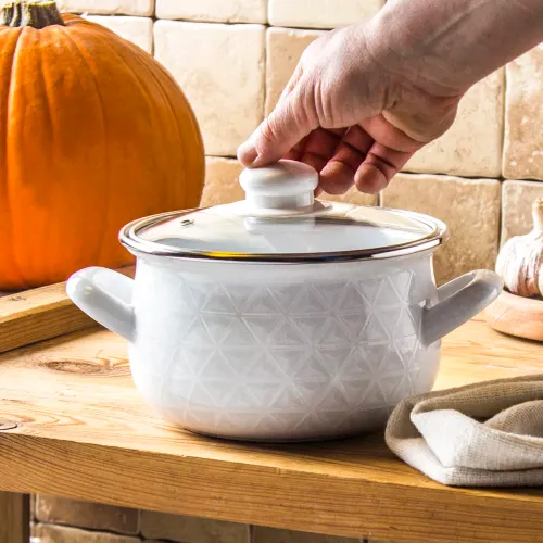 Garnek emaliowany z pokrywką EMALIA POLSKA PLESZEW PYZA DIAMOND BIAŁY 1,9 l