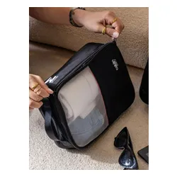 Organizer na odzież CabinZero Lux Packing Cube Medium 5,5 l - absolute black