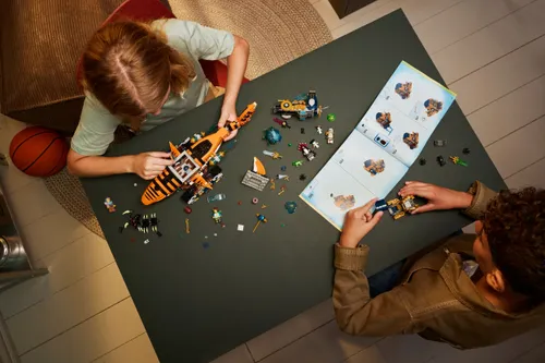 LEGO 71515 DREAMZzz Rekinoczołg tygrysi