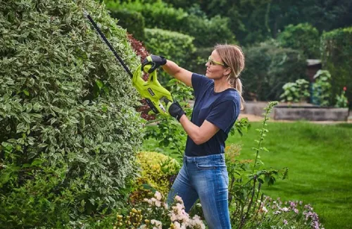 Nożyce do żywopłotu RYOBI RY18HT40A-120P 400mm 18V akumulatorowe