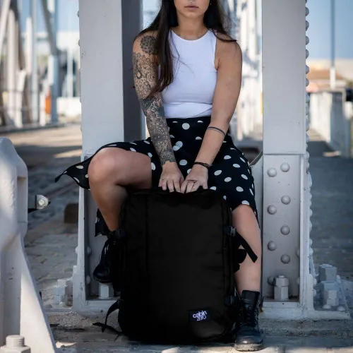 Rucsac Cabinzero 44 L-negru absolut