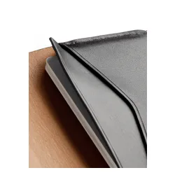 Кошелек для карт Bellroy Under Cover RFID - черный