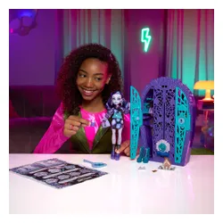 Lalka MONSTER HIGH Straszysekrety Twyla HYT74