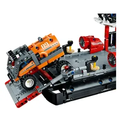 Конструктор Lego Technic судно на воздушной подушке (42076)