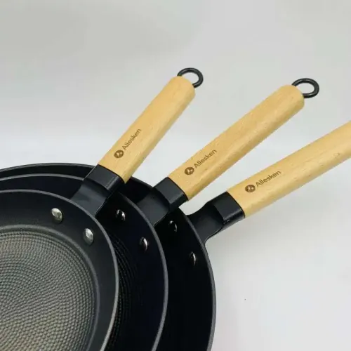 Patelnia żeliwna RODELUXE 24 cm