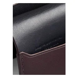 Kartownik portfel na karty Bellroy Under Cover RFID - deep plum