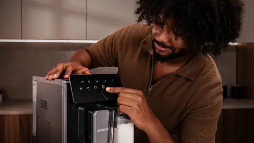 Ekspres CECOTEC Cremmaet Lungo Latte