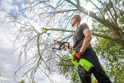 Dispozitiv multifuncțional 4GARDEN AK22MULTI 4garden reîncărcabil: Motocositoare + tuns + tuns gard viu + tuns ramură