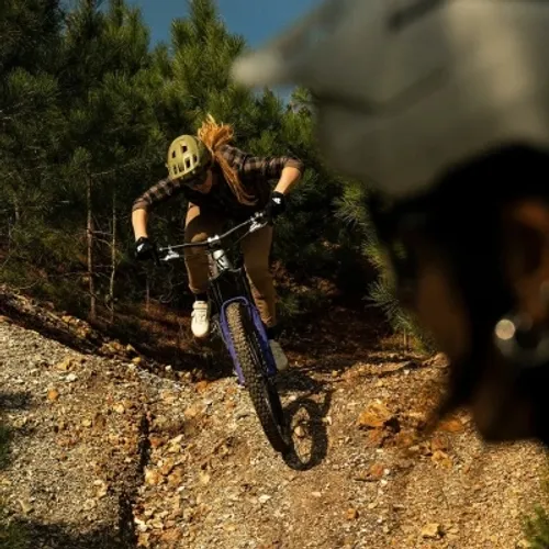 Kask rowerowy MET Shelter MIPS żółty