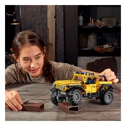 Конструктор Lego Technic Jeep Wrangler (42122)