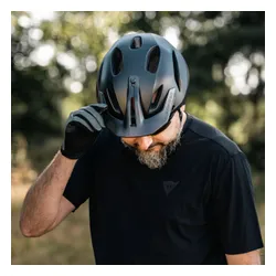 Kask rowerowy Dainese Linea 03 black/black