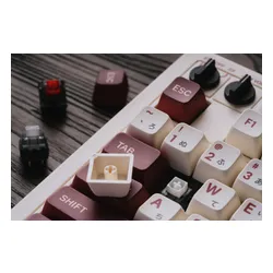Klawiatura mechaniczna 8BitDo Mechanical Keyboard Fami Edition Kailh Box Brown V2 Brązowy