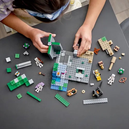 LEGO Minecraft Loch Szkieletów 21189