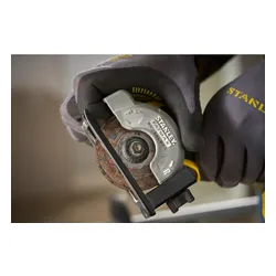 Pilarka tarczowa STANLEY Fatmax SFMCM300B-XJ akumulatorowa