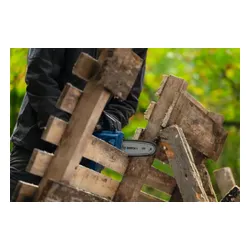 Piła łańcuchowa akumulatorowa BOSCH 18V GKE 06008D7000 SOLO