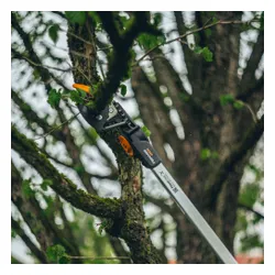 Teleskopowy sekator uniwersalny Żyrafa Fiskars PowerGear X UPX86