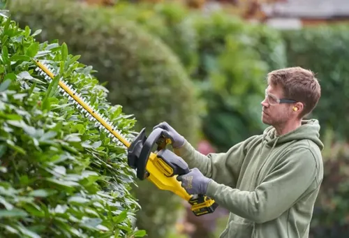 Nożyce do żywopłotów STANLEY SFMCHT655M1-QW