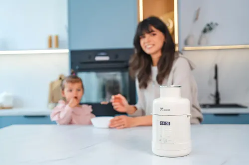 Blender dla dzieci Momini KiddoChef 10w1
