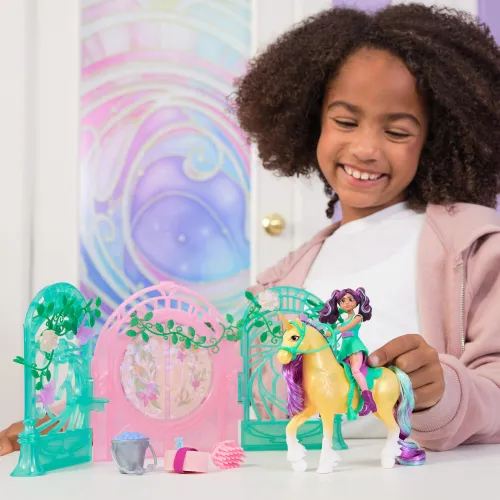 Lalka SPIN MASTER Unicorn Academy Ava i Jednorożec 6072051