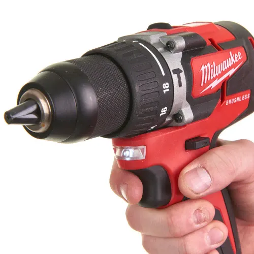 Milwaukee M18 Tornavida Matkabı CBLPD-0