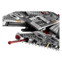LEGO Star Wars TM Sokół Millennium [oferta Outlet]