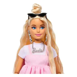 Lalka Barbie Deluxe Style Różowa sukienka z dużą kokardą HYV27