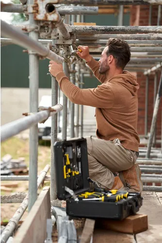 Zestaw narzędzi STANLEY STMT98109-1 (142 elementów)