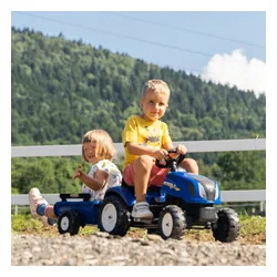 Falk Traktor na Pedały New Holland z Przyczepą i Otwieraną Maską 2-5 lat