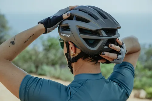 Kask rowerowy EYEN Air