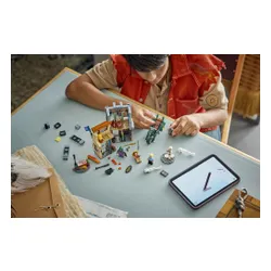 LEGO 75642 ONE PIECE: Столкновение с капитаном Смокером, набор кубиков 9+