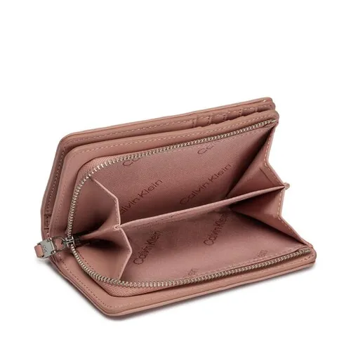 Большой женский кошелек Calvin Klein Re-Lock Quilt Bifold Wallet K60k611374 Ash Rose VB8