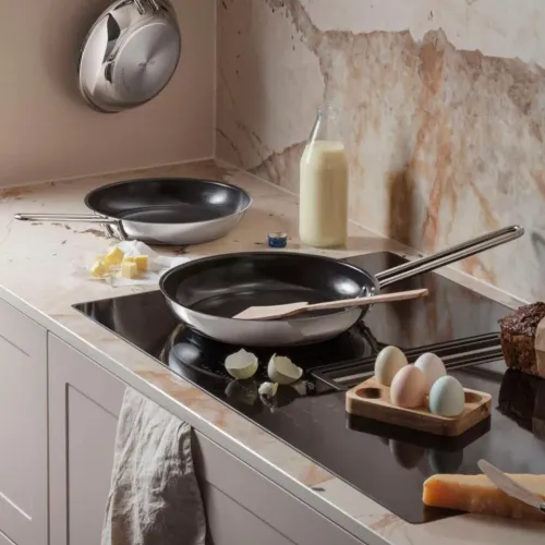 EVA TRIO - patelnia ze stali nierdzewnej z powłoką ceramiczną 24 cm